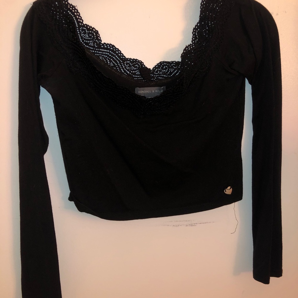 Long-Sleeve Kendall & Kylie Crop Top